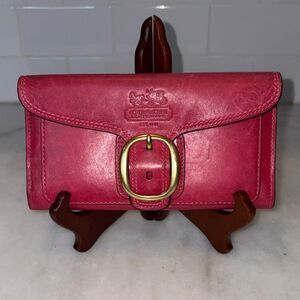Coach Wallet Leather Pink Fuchsia Buckle Full Size Wallet